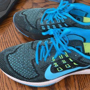 Nike Zoom Structure 18 SZ 10.5 Men's